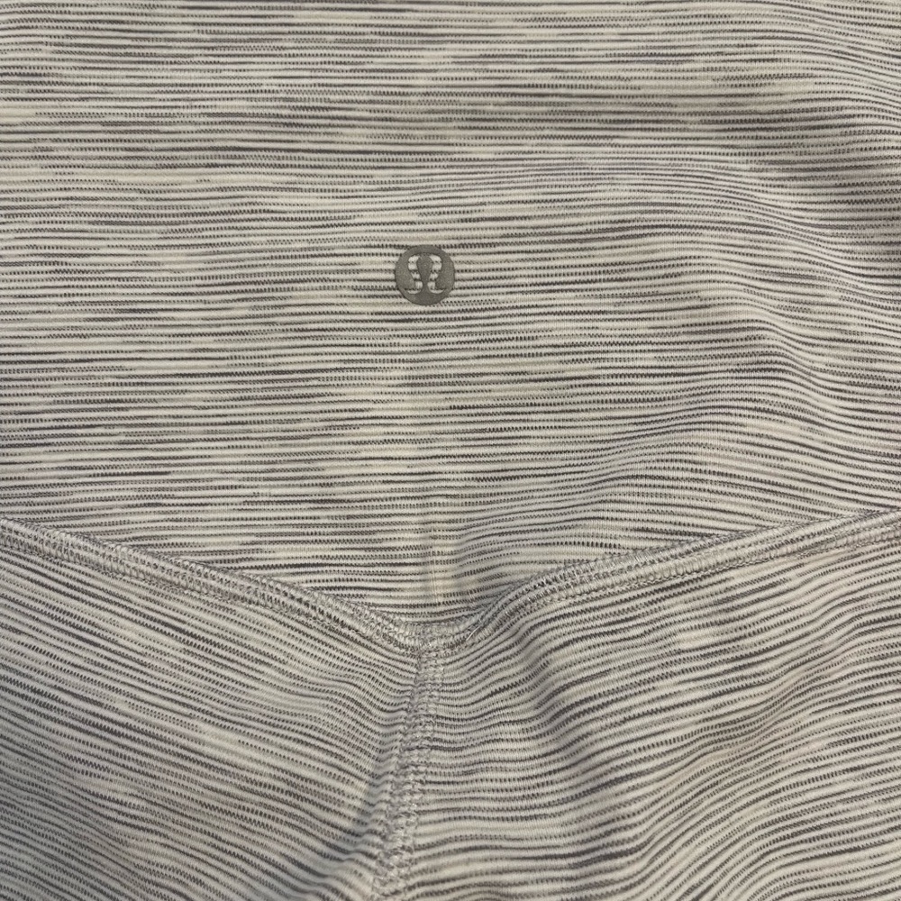 LuLuLemon Size 4 Leggings